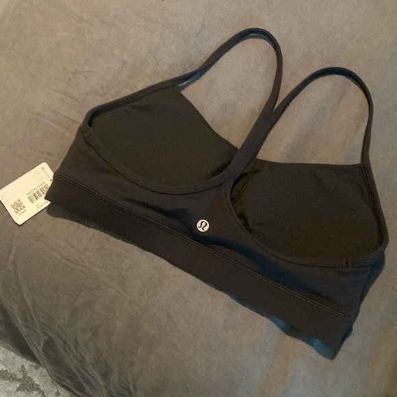 [Lululemon] 🆕 Flow Y Bra Nulu - Picture 3 of 9
